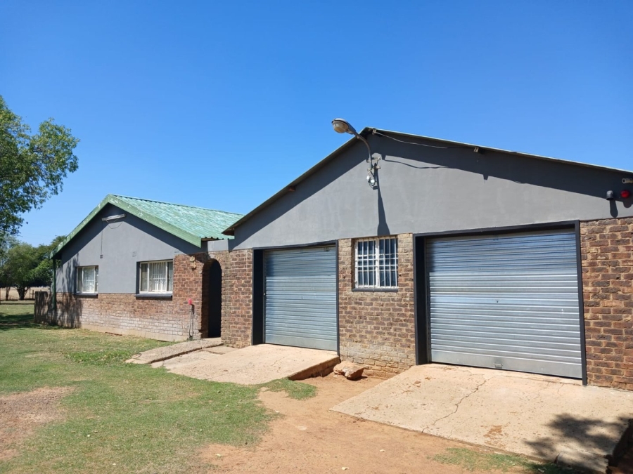 3 Bedroom Property for Sale in Bloemhof Rural North West